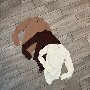 A&F set of 3 bodysuits